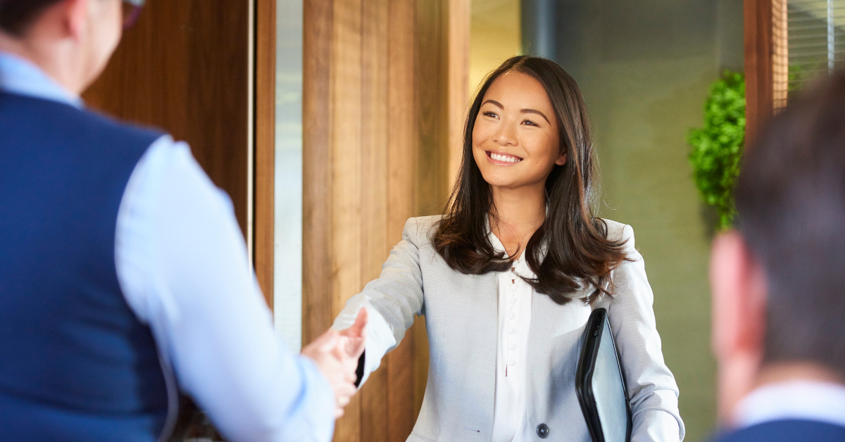 How to Send the Perfect Thank You Letter Following an Interview (with Examples and Templates)